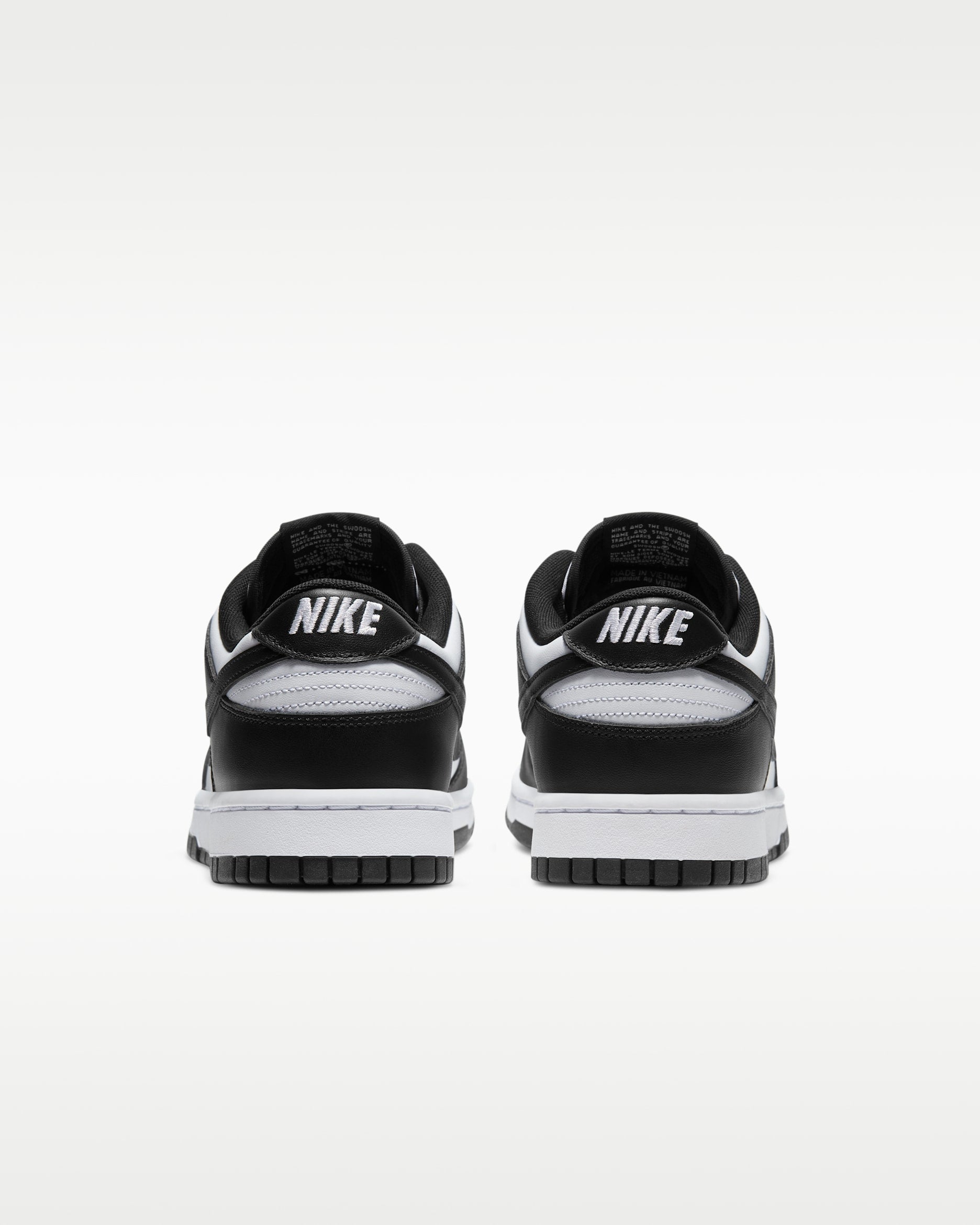 Nike Dunk Low Retro