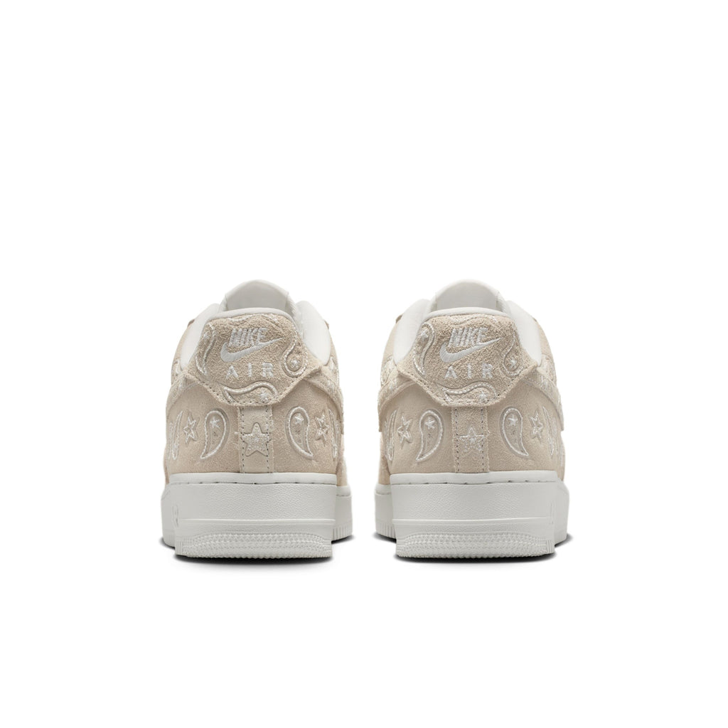 Nike Air Force 1 '07 LV8