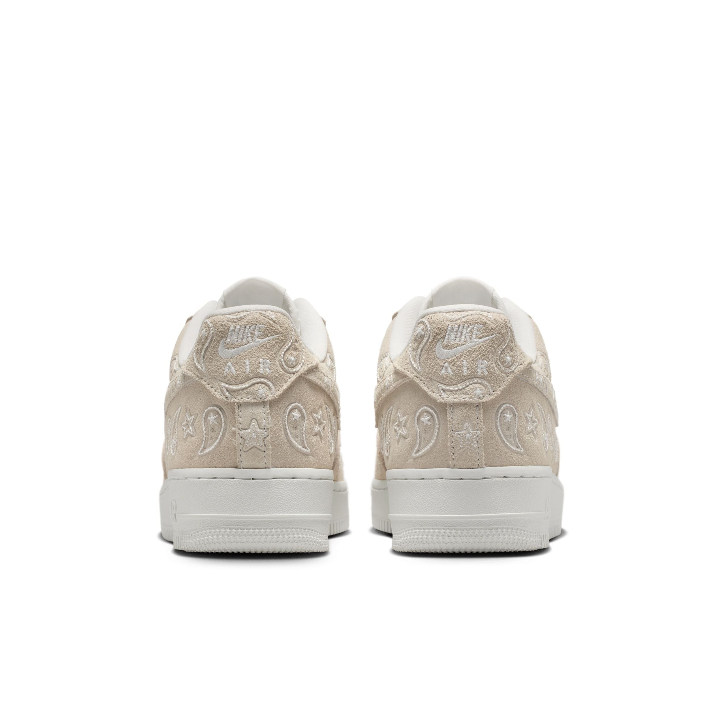 Nike Air Force 1 '07 LV8