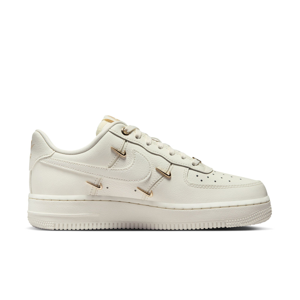 Nike Air Force 1 '07 LX
