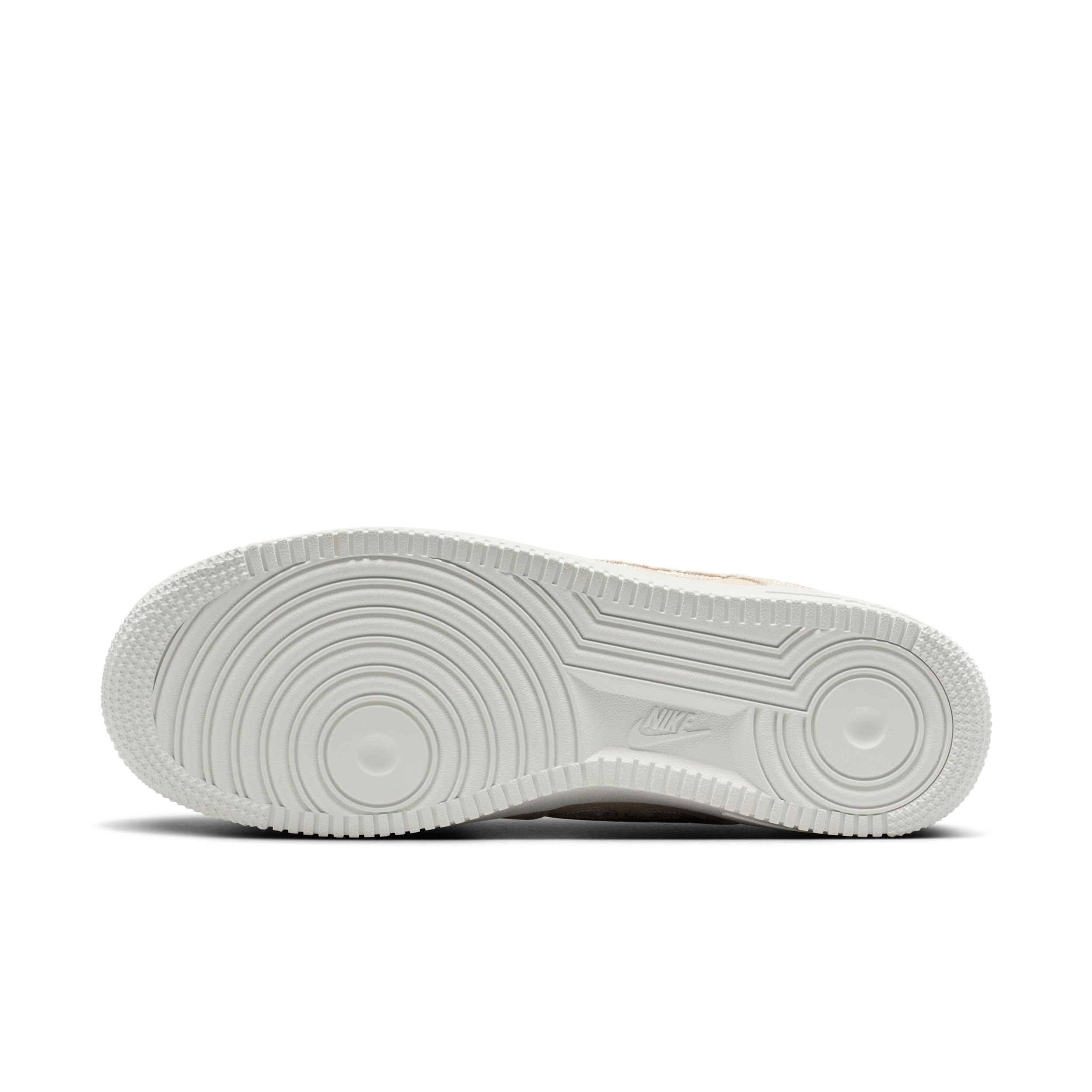 Nike Air Force 1 '07 LV8