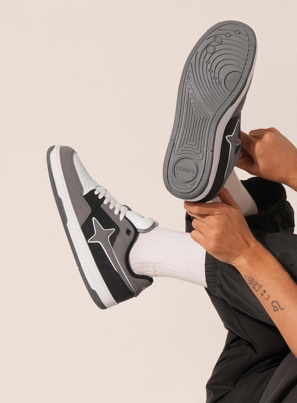 COMET X Lows GREYSCALE